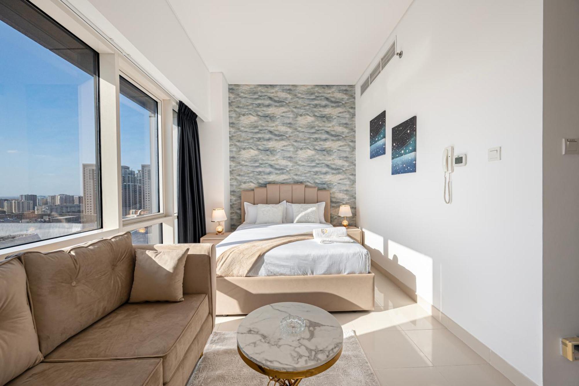 Apartment Bright In Silicon Oasis Dubai