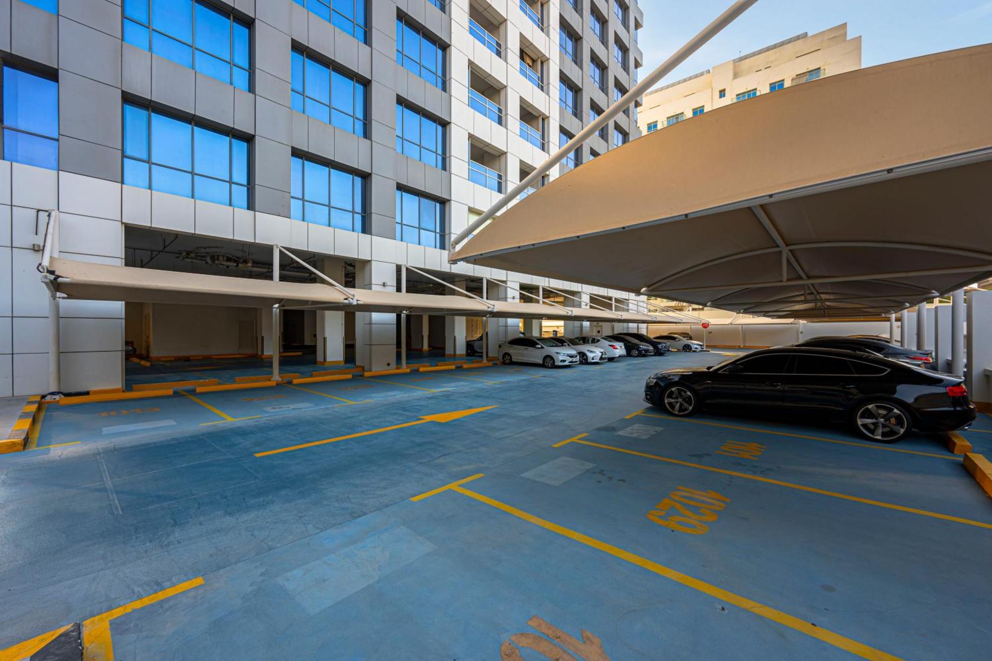 Bright In Silicon Oasis Apartment Dubai